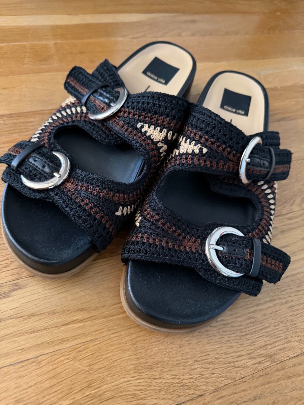 DOLCE VITA Black and Brown Knit Buckle Footbed Sandals - Size 8.5